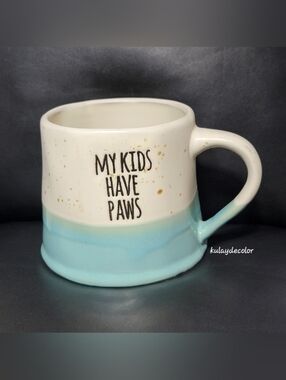 My Kids Have Paws Ceramic Mug – Cute Pet Lover Coffee Cup Blue Ombre Paw Mama